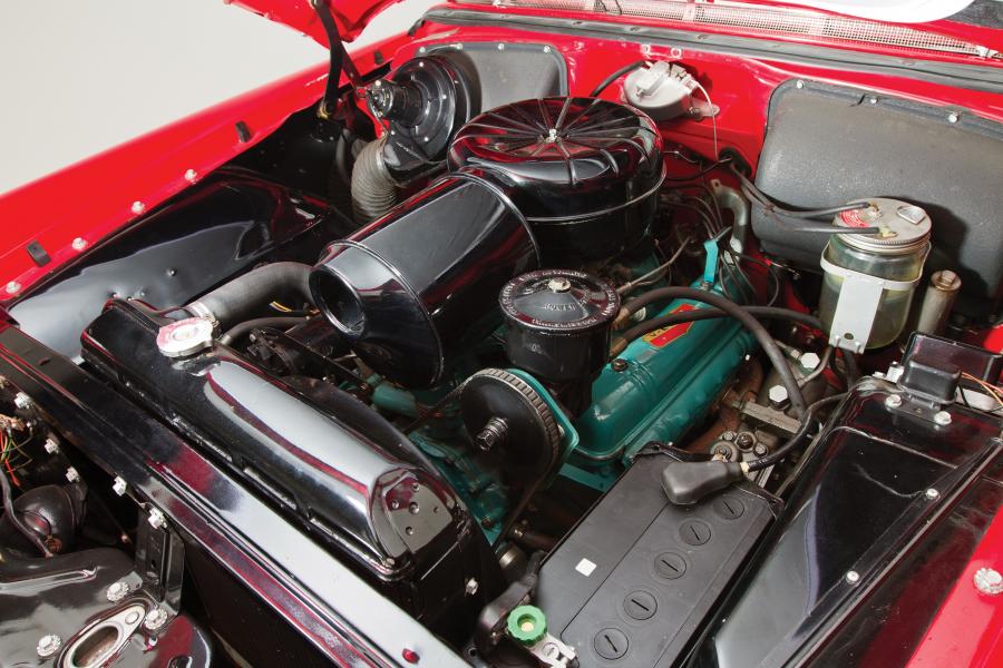  Buick Roadmaster Convertible 1955 года  (фото 9 из 29)
